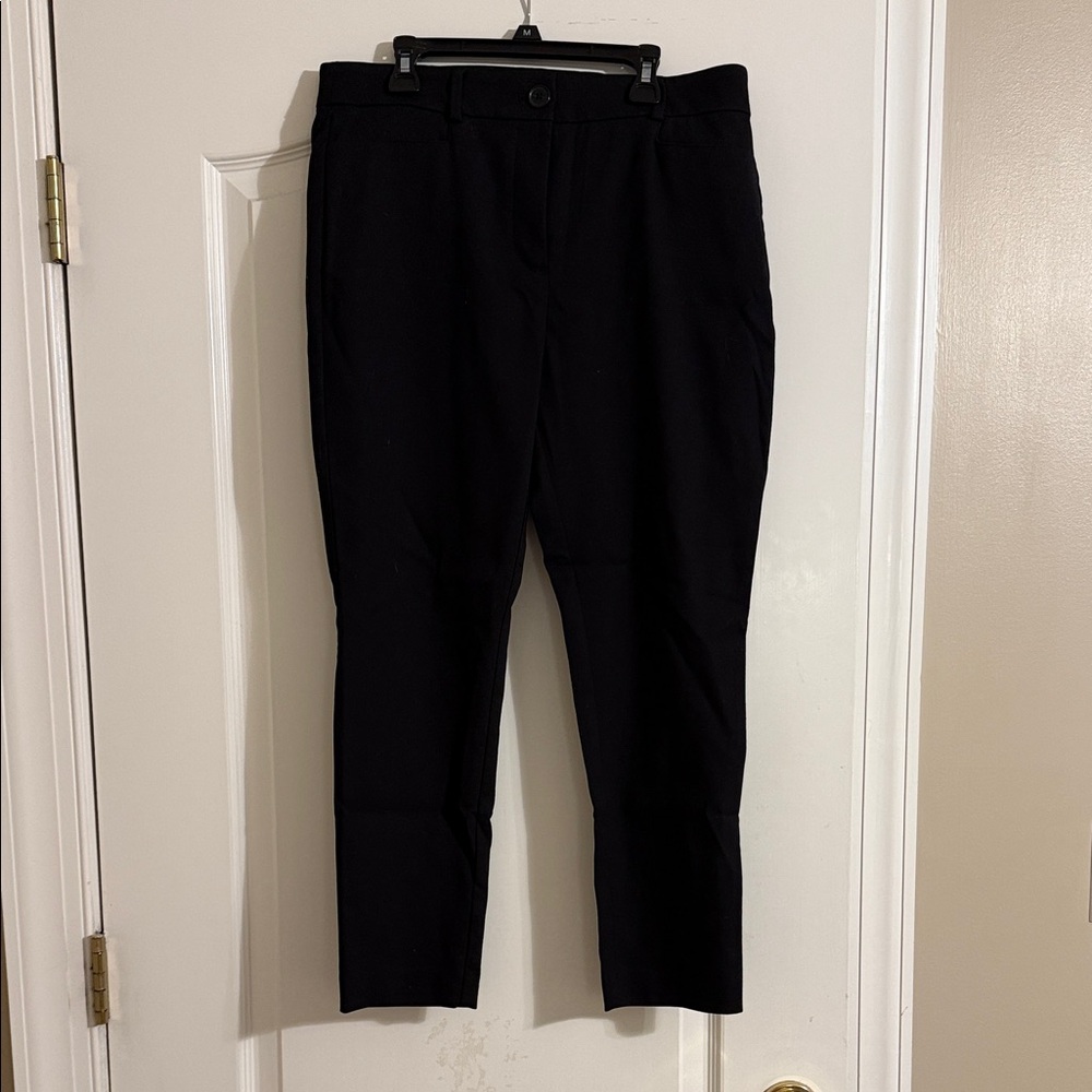 LOFT Black Women's Trousers